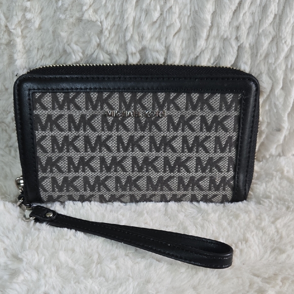 Michael Kors Handbags - Michael Kors Black and Gray Women's Wallet